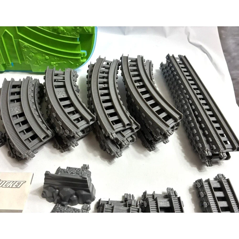 Thomas & Friends Track Master Railway Builder Bucket Train Track 2015 Complete